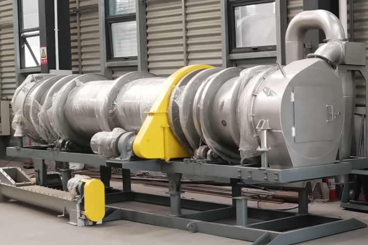 金屬污泥烘干機(jī)可以將金屬污泥再加工處理再利用，具有良好的社會(huì)經(jīng)濟(jì)環(huán)境效益。